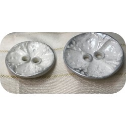 Bouton Couture Blanc A Effet Argenté en 25 mm  Pour Customisations.