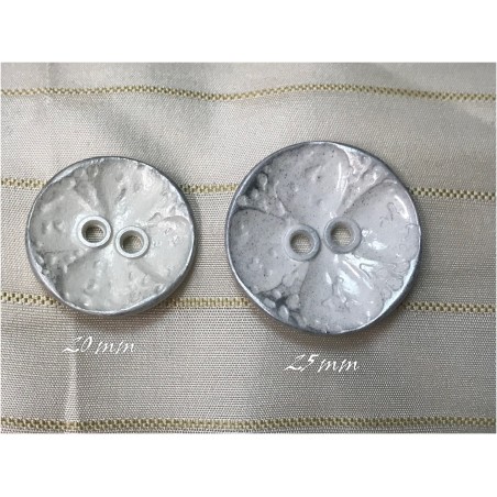 Bouton Couture Blanc A Effet Argenté en 25 mm  Pour Customisations.
