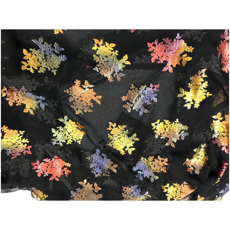 Mousseline dévoré noir en velours aux motifs chatoyants "Élégance multicolore.