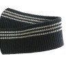 Elastique plat brodé noir 4 cm : Élégance et style avec ses trois rayures grises.