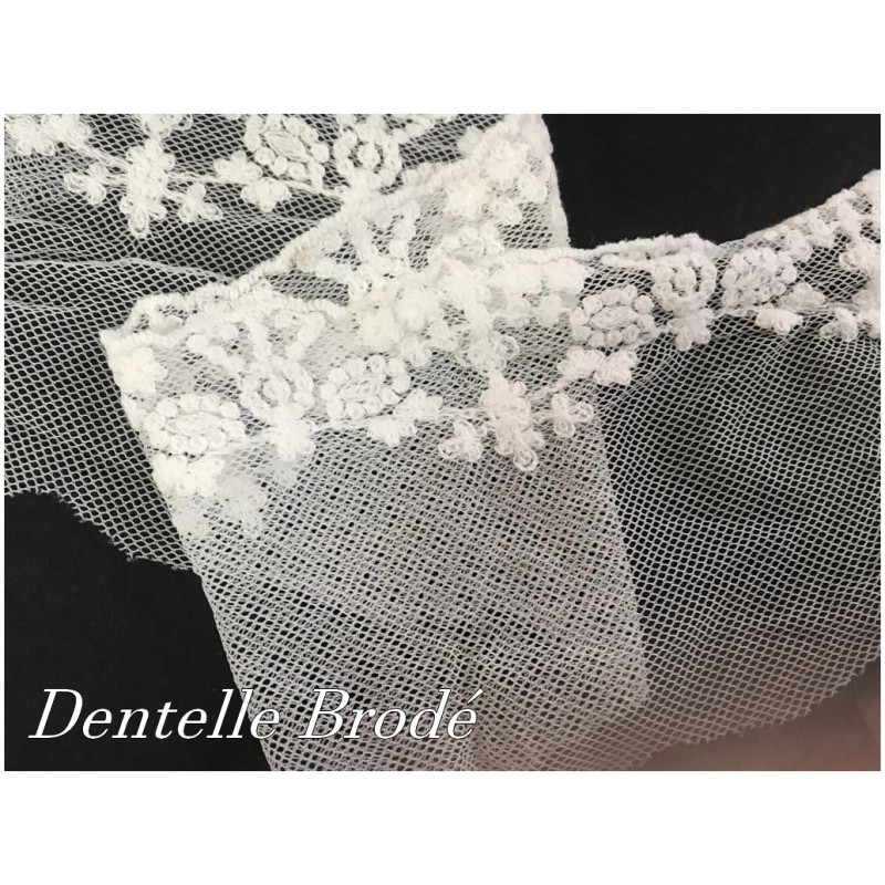 Dentelle Brodé Blanche sur Tulle En 9 cm Couture Pour la Customisations et Mariage