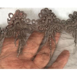 Dentelle Brodé Marron sur Tulle En 16 cm Couture Pour la Customisations