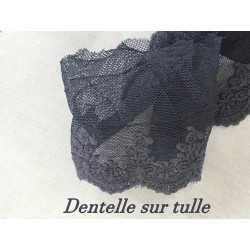 Dentelle Brodé Bleu Marine sur Tulle En 7 cm Couture Pour la Customisations