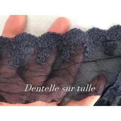 Dentelle Brodé Bleu Marine sur Tulle En 7 cm Couture Pour la Customisations