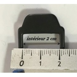 Boucle Coulissante en Métal Noir Mat : 2,5 cm d'Élégance Foncée"