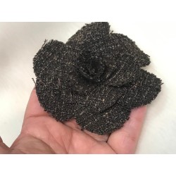 Fleurs en tissu Marron style chanel pour la customisation