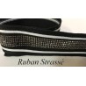 Ruban en Maille Noir et Blanc Strassé : Élégance Scintillante