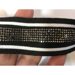 Ruban en Maille Noir et Blanc Strassé : Élégance Scintillante