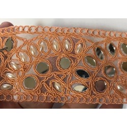 Ruban Brodé Saumon orné de perles et de Miroir Pour Décorations Caftans Ceintures Et Customisations.