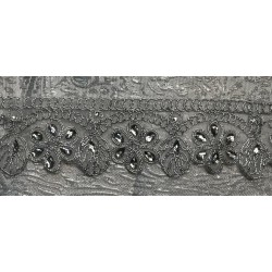 Ruban Brodé Argenté orné de strass Blanches Pour La Décorations Caftans Ceintures Et Customisations.
