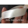 Ruban Satin Blanc en 20 mm Au Mètre Double Face A Coudre Pour La Décoration Et Loisirs Créatifs