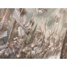 Tissu Dentelle Brodé Couture Rose Sur Tulle Résille Transparent Orné De Motifs Fleurs Rose et Beige Doré Or.