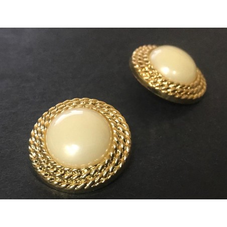 Bouton Style Chanel Doré intérieur Nacre en Diamètre 25 mm Couture.