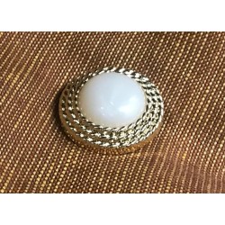 Bouton Style Chanel Doré intérieur Nacre en Diamètre 25 mm Couture.