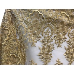 Dentelle Brodé Doré Or Au Mètre Couture : L'Élégance Scintillante en Filigrane"