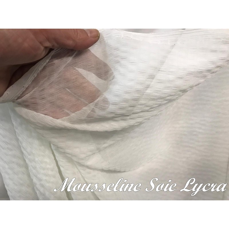 Mousseline de Soie Ivoire Lycra Stretch Couture Au Mètre.
