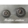 Boutons de Couture Gris en diametre 25 mm Pour Vestes Tailleurs : Chic et Pratique