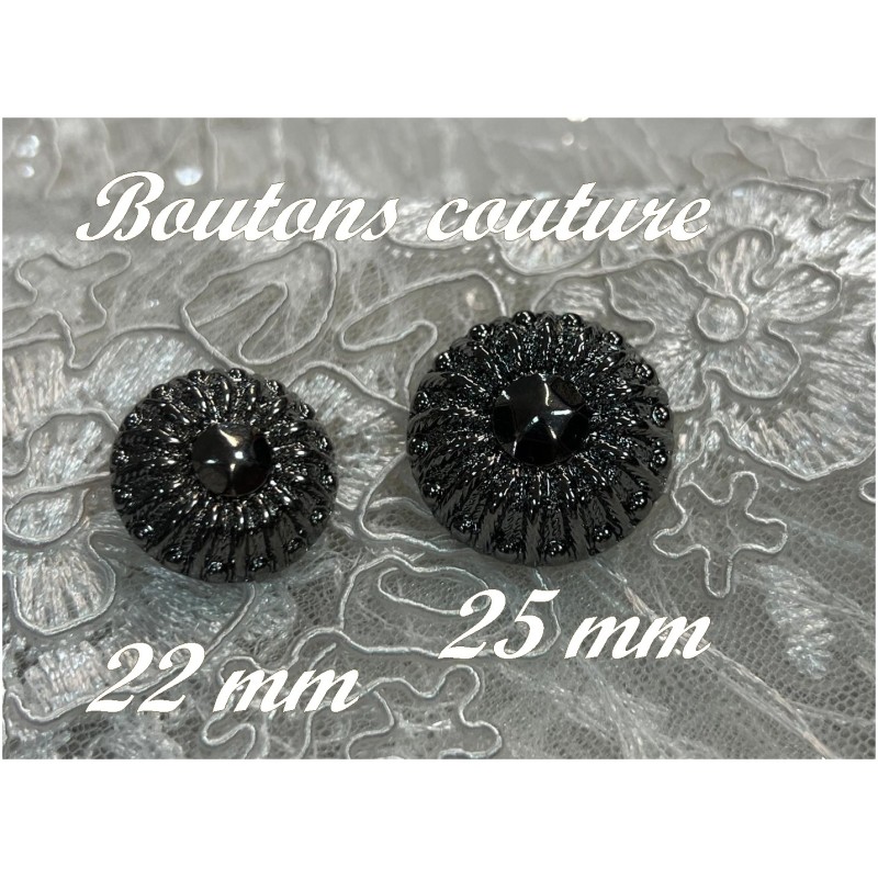 Boutons de Couture Gris en diametre 25 mm Pour Vestes Tailleurs : Chic et Pratique