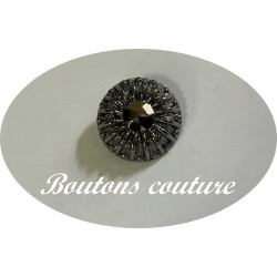 Boutons de Couture Gris en diametre 30 mm Pour Vestes Tailleurs : Chic et Pratique