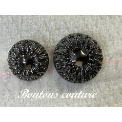 Boutons de Couture Gris en diametre 30 mm Pour Vestes Tailleurs : Chic et Pratique