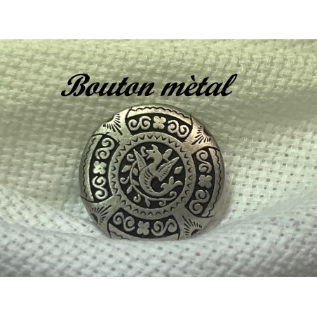 Boutons à Coudre en Métal Argent Vieilli Ornés de Motifs pour Sublimer vos Créations : Élégance Vintage