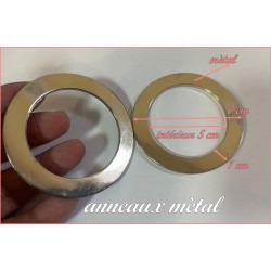 Anneau Mètal Argenté Plat Rond Couture.