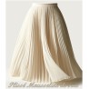Plissé En Mousseline De Soie Ivoire Couture. - vendu au mètre. Pleated Ivory Chiffon Couture Fabric. - Sold by the meter.