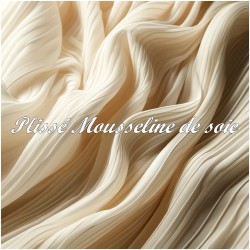 Plissé En Mousseline De Soie Ivoire Couture. - vendu au mètre. Pleated Ivory Chiffon Couture Fabric. - Sold by the meter.