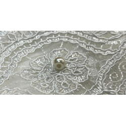 Bouton Nacré pour Mariage : Élégance et Raffinement pour Votre Tenue Nuptiale