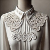 Col Plastron Blanc en Crochet & Perles – Style Mariée ou Élégance Chic