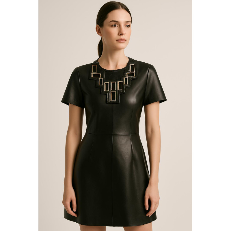 Col Plastron Simili Cuir Noir – Décor Carré Métallisé