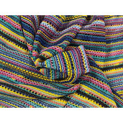 🧶  Tissu Maille Fantaisie Style Crochet "City Colors" – Élégance urbaine en maille ajourée