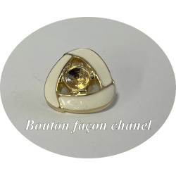 Bouton couture façon Chanel – Doré & Ivoire nacré – Ø 18 mm–  Élégance intemporelle pour sublimer vos créations couture
