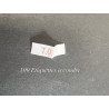 100 Etiquettes De Vêtements Blanches " Tailles 0" Par 100 Pièces  Découpées A Coudre, Contexture Pour Confection.