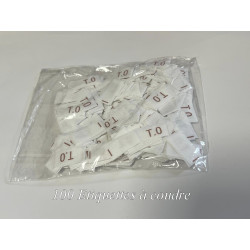 100 Etiquettes De Vêtements Blanches " Tailles 0" Par 100 Pièces  Découpées A Coudre, Contexture Pour Confection.