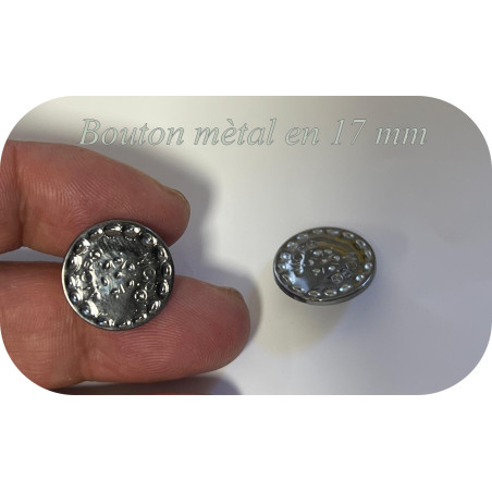 Bouton métal plat 17 mm – Finition martelée argentée brillante
