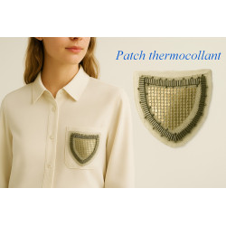 Motif, Applique, Patch, A Coudre en perle Kaki sur Résille.