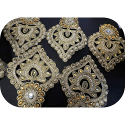 Galon Ruban Brodé Doré OR En Perles Blanches Et Strassé  Pour Décorations Caftans Et Customisations.
