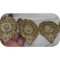Galon Brodé Doré Perles Blanches & Strass - Ruban Décoratif Caftan Couture