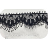 "Dentelle Chantilly Noire en 5 cm au Mètre : Élégance Intemporelle "