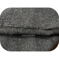 Tissu Mohair et Laine – Couleur Gris chiné : Élégance et Confort pour la Haute Couture