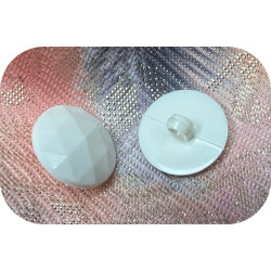 Bouton à Facette Blanc Couture en Diamètre 18 mm.