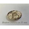 Bouton couture 35 mm multicolore à effet marbré, idéal pour la confection, la customisation et les créations élégantes