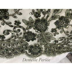 Dentelle Perlée Vert Kaki sur Résille Au Mètre Couture en Grande Largeur.