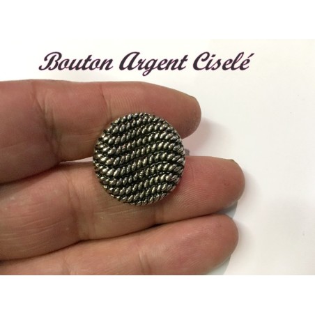 Bouton Ancien Violet Ciselé - Mercerie Vintage - Diamètre Environ 1 Cm - Lot De 1 à 10 Pièces